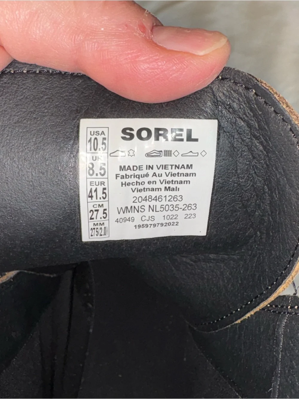 Sorel Waterproof Leather Bootie, size 10.5 Buff/Natural, Suede NWOTs